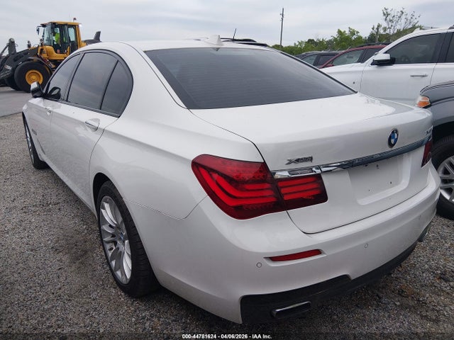 2015 BMW 740LI WBAYF4C51FD874016 Photo 2
