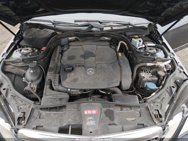 44781631 :رقم المزاد ، WDDHF8JB9CA600262 vin ، 2012 Mercedes-benz E 350 4matic مزاد بيع