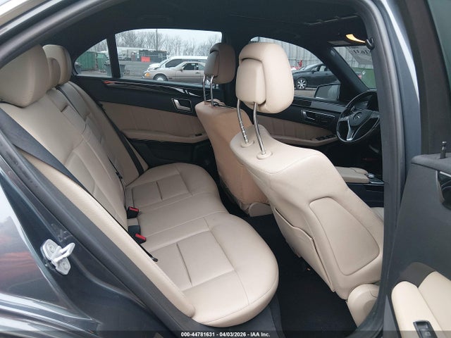 44781631 :رقم المزاد ، WDDHF8JB9CA600262 vin ، 2012 Mercedes-benz E 350 4matic مزاد بيع