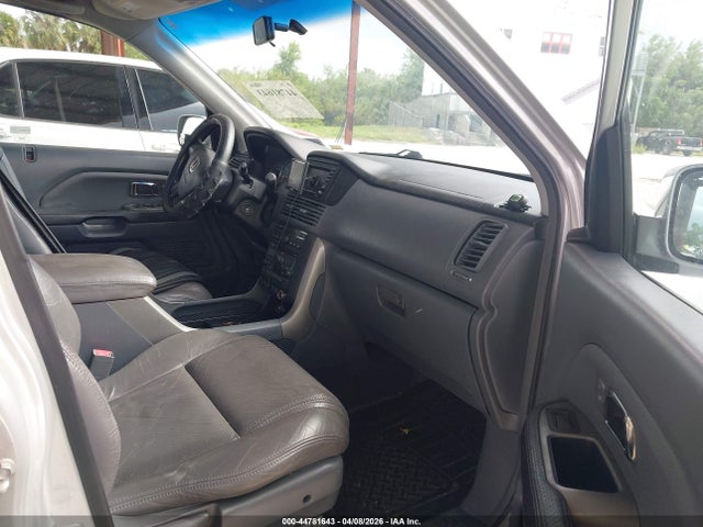 Продажа на аукционе авто 2004 Honda Pilot Ex-l, vin: 2HKYF187X4H621733, номер лота: 44781643