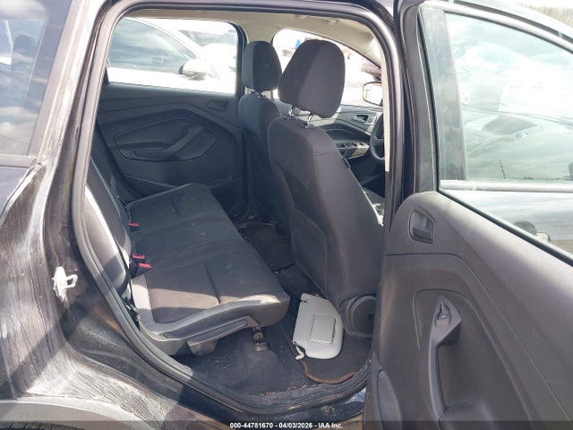Продажа на аукционе авто 2014 Ford Escape S, vin: 1FMCU0F72EUE24653, номер лота: 44781670