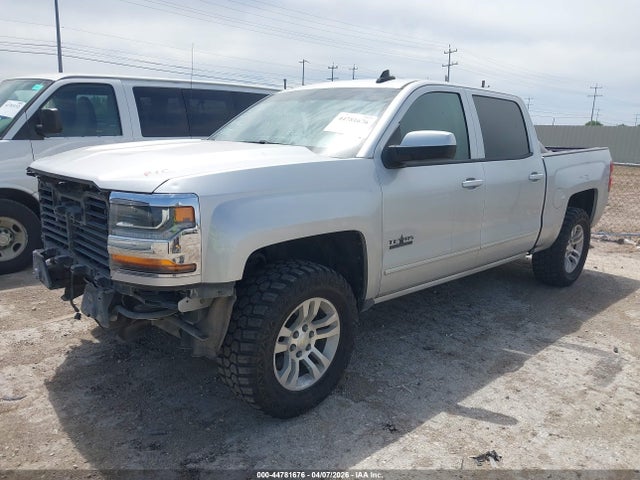 44781676 :رقم المزاد ، 3GCPCREC1JG243858 vin ، 2018 Chevrolet Silverado 1500 1lt مزاد بيع