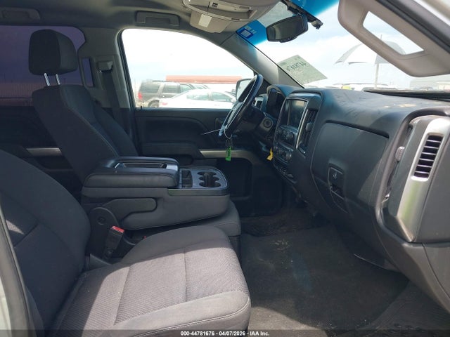 44781676 :رقم المزاد ، 3GCPCREC1JG243858 vin ، 2018 Chevrolet Silverado 1500 1lt مزاد بيع