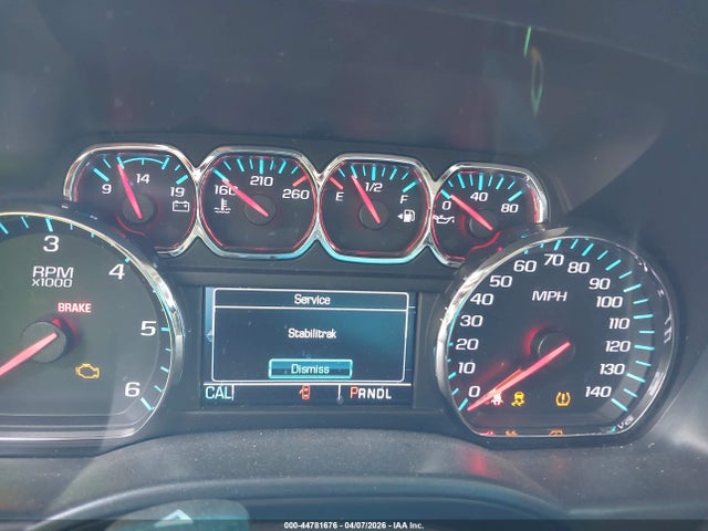 44781676 :رقم المزاد ، 3GCPCREC1JG243858 vin ، 2018 Chevrolet Silverado 1500 1lt مزاد بيع