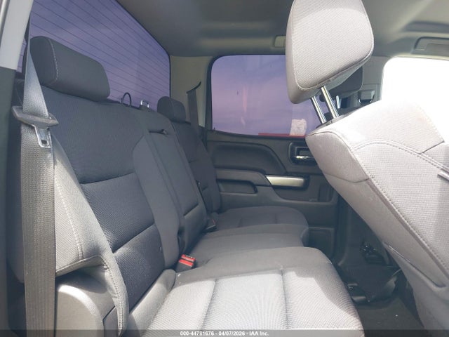 44781676 :رقم المزاد ، 3GCPCREC1JG243858 vin ، 2018 Chevrolet Silverado 1500 1lt مزاد بيع