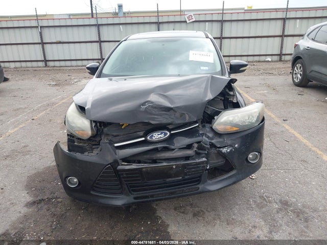 Продаж на аукціоні авто 2013 Ford Focus Titanium, vin: 1FADP3N21DL142683, номер лоту: 44781681