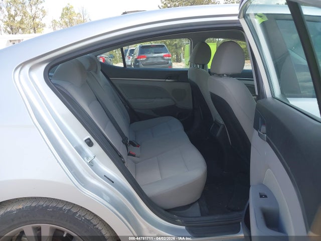2018 HYUNDAI ELANTRA 5NPD84LF3JH333718 Photo 7