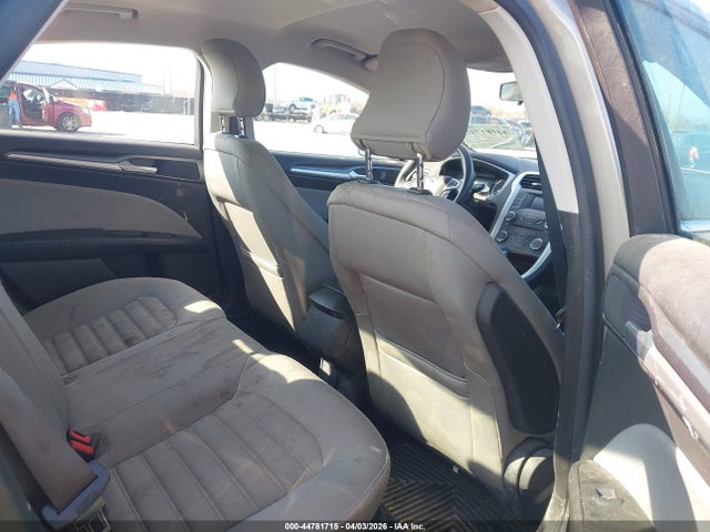 Продажа на аукционе авто 2015 Ford Fusion S, vin: 3FA6P0G70FR204174, номер лота: 44781715