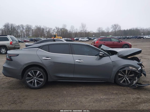 44781719 :رقم المزاد ، 1N4AA6AV3KC375175 vin ، 2019 Nissan Maxima 3.5 Sl مزاد بيع