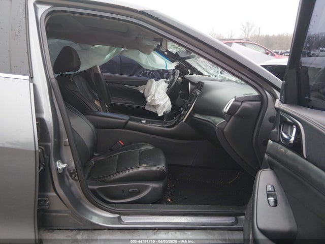 44781719 :رقم المزاد ، 1N4AA6AV3KC375175 vin ، 2019 Nissan Maxima 3.5 Sl مزاد بيع