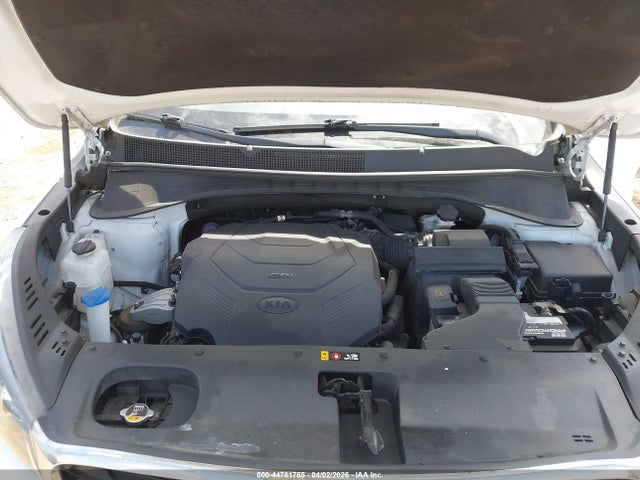 Auction sale of the 2019 Kia Sorento 3.3l Lx, vin: 5XYPG4A59KG483125, lot number: 44781765