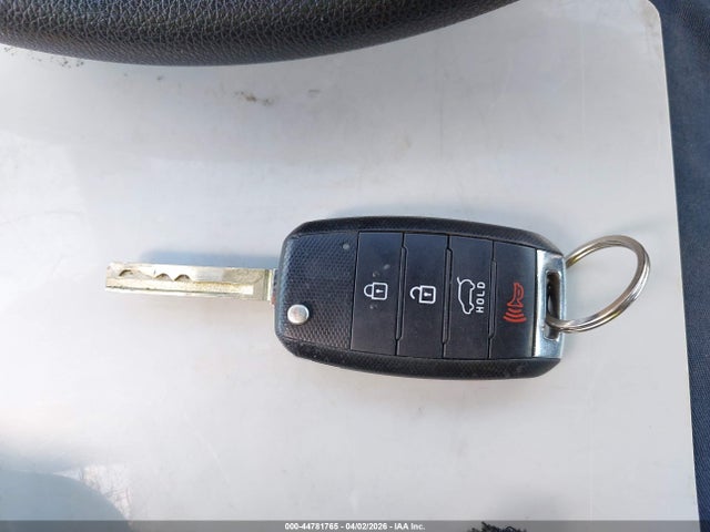 Auction sale of the 2019 Kia Sorento 3.3l Lx, vin: 5XYPG4A59KG483125, lot number: 44781765