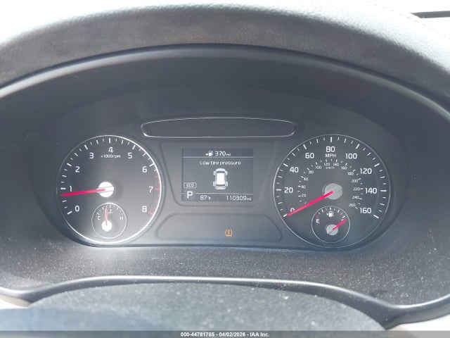 Auction sale of the 2019 Kia Sorento 3.3l Lx, vin: 5XYPG4A59KG483125, lot number: 44781765