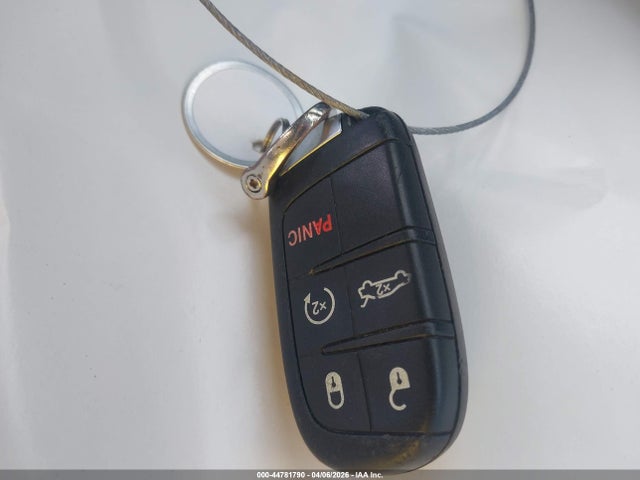 44781790 :رقم المزاد ، 2C3CCABG9HH516311 vin ، 2017 Chrysler 300 300s مزاد بيع