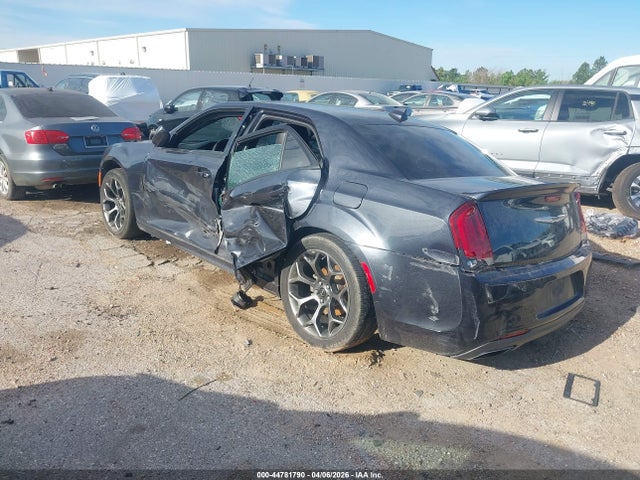 44781790 :رقم المزاد ، 2C3CCABG9HH516311 vin ، 2017 Chrysler 300 300s مزاد بيع