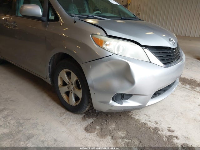 2012 TOYOTA SIENNA 5TDKA3DC9CS015786 Photo 5