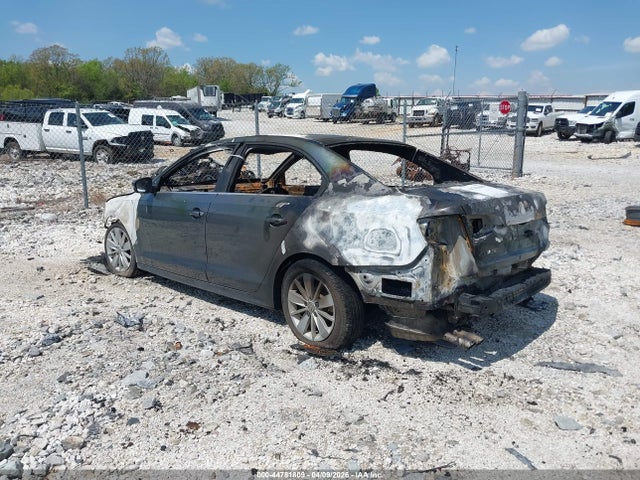 3VWD67AJ8GM387238 Volkswagen Jetta 1.4t Se