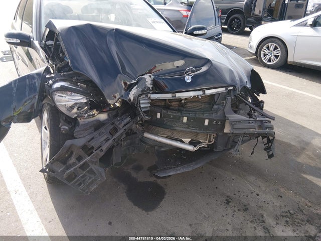 Продажа на аукционе авто 2006 Mercedes-benz E 500, vin: WDBUF70J76A891679, номер лота: 44781819