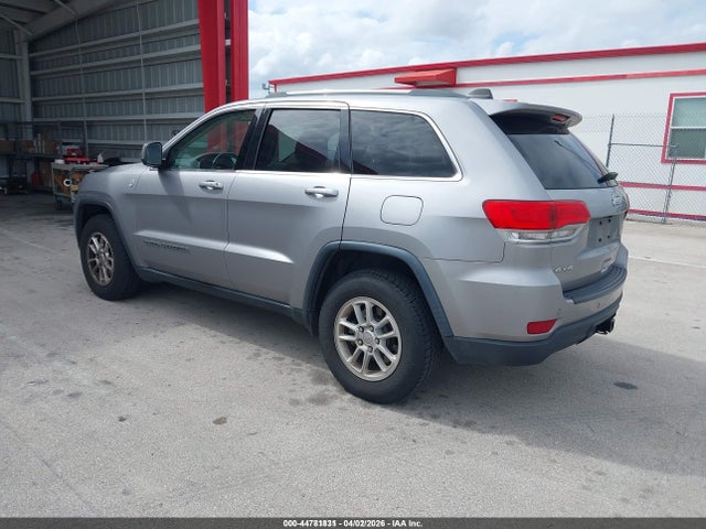 2019 JEEP GRAND CHEROKEE 1C4RJFAG4KC803852 Photo 2
