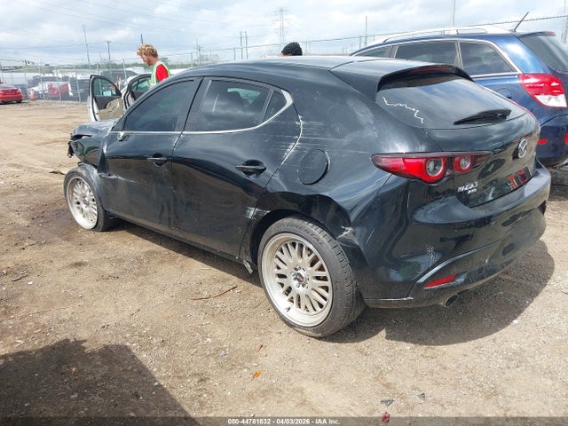 44781832 :رقم المزاد ، JM1BPBLL7N1504004 vin ، 2022 Mazda Mazda3 Preferred مزاد بيع