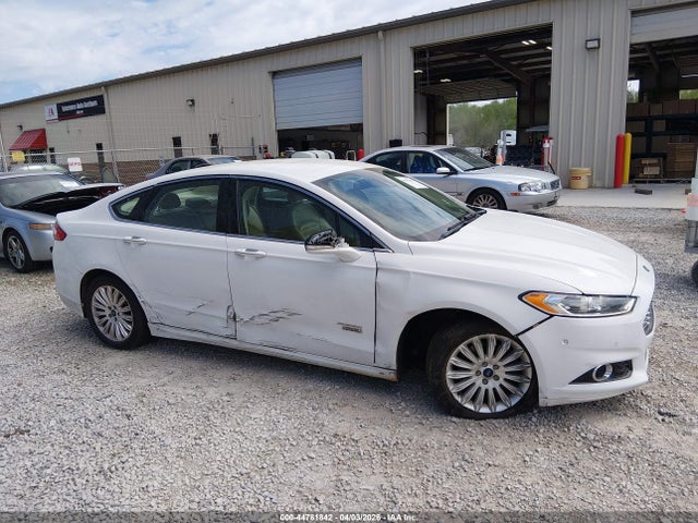 Продаж на аукціоні авто 2016 Ford Fusion Energi Se Luxury, vin: 3FA6P0PU5GR190408, номер лоту: 44781842