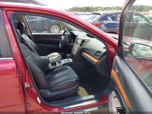 44781853 :رقم المزاد ، 4S4BRBMC0E3277666 vin ، 2014 Subaru Outback 2.5i Limited مزاد بيع