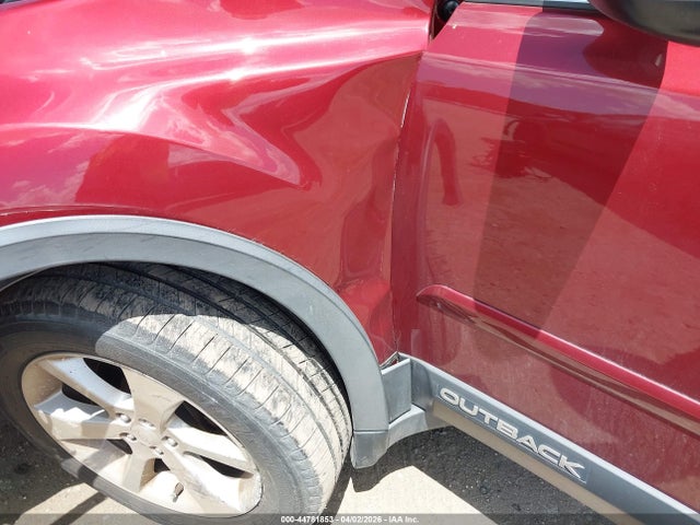 44781853 :رقم المزاد ، 4S4BRBMC0E3277666 vin ، 2014 Subaru Outback 2.5i Limited مزاد بيع