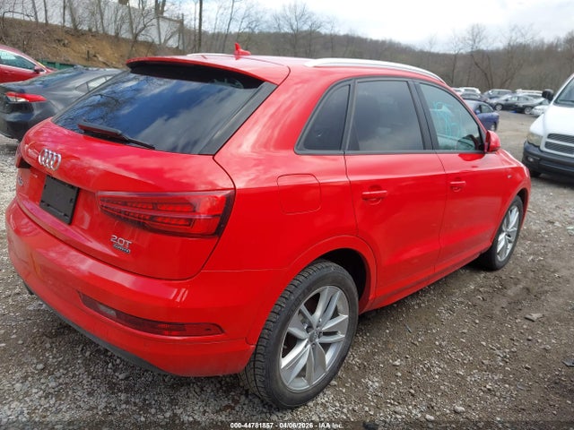 44781857 :رقم المزاد ، WA1ECCFS8JR026957 vin ، 2018 Audi Q3 2.0t Premium/2.0t Sport Premium مزاد بيع