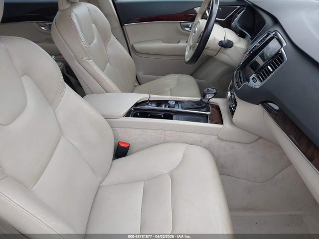 YV4A22PK7G1021656 Volvo Xc90 T6 Momentum