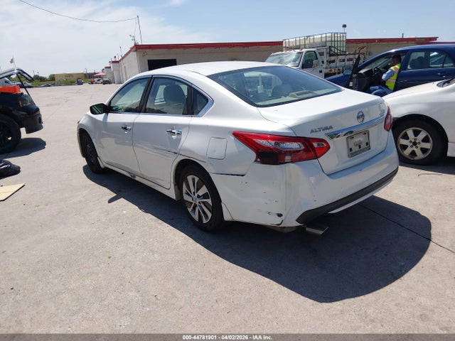 1N4AL3AP6HN326561 Nissan Altima 2.5 S