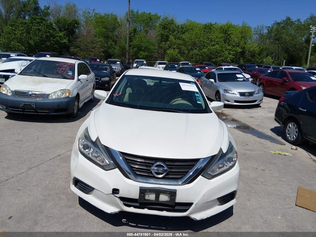 1N4AL3AP6HN326561 Nissan Altima 2.5 S