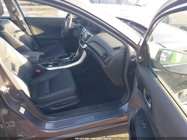 44781907 :رقم المزاد ، 1HGCR3F84DA031674 vin ، 2013 Honda Accord Ex-l V-6 مزاد بيع