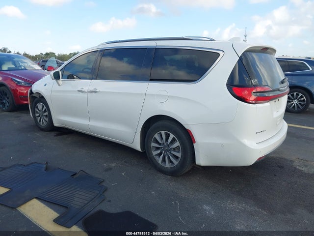 2021 Chrysler Pacifica Hybrid Touring L მანქანა იყიდება აუქციონზე, vin: 2C4RC1L77MR577021, აუქციონის ნომერი: 44781912