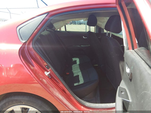 KIA RIO S 2022 3KPA24AD3NE449324 Image 8