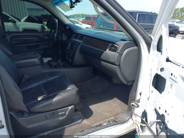 Aukcja sprzedaży 2011 Gmc Yukon Denali, vin: 1GKS2EEF6BR132308, numer aukcji: 44781949