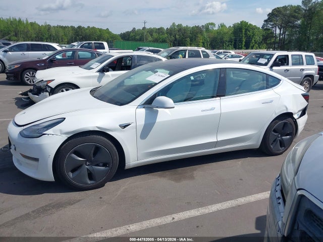 2018 Tesla Model 3 Long Range/performance მანქანა იყიდება აუქციონზე, vin: 5YJ3E1EB0JF086301, აუქციონის ნომერი: 44782005