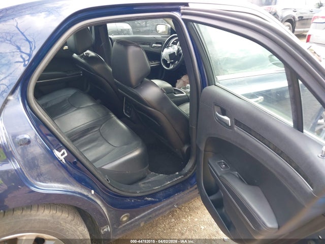 Продаж на аукціоні авто 2016 Chrysler 300c Awd, vin: 2C3CCAKG8GH261715, номер лоту: 44782015