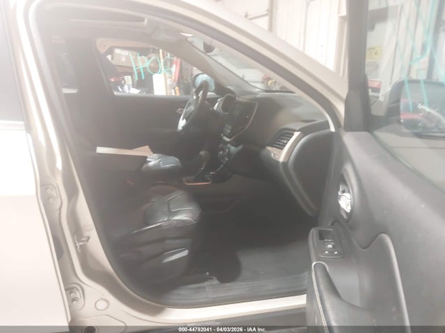 2015 JEEP CHEROKEE 1C4PJMDS7FW576799 Photo 4