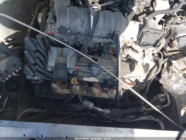 44782046 :رقم المزاد ، 2G2WP522541122661 vin ، 2004 Pontiac Grand Prix Gt1 مزاد بيع
