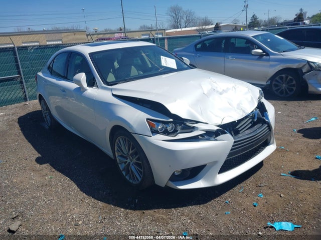 2016 Lexus Is 300 მანქანა იყიდება აუქციონზე, vin: JTHCM1D22G5014352, აუქციონის ნომერი: 44782050