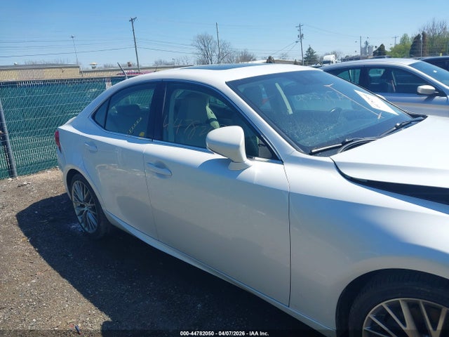 2016 Lexus Is 300 მანქანა იყიდება აუქციონზე, vin: JTHCM1D22G5014352, აუქციონის ნომერი: 44782050