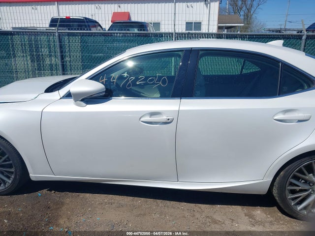 2016 Lexus Is 300 მანქანა იყიდება აუქციონზე, vin: JTHCM1D22G5014352, აუქციონის ნომერი: 44782050