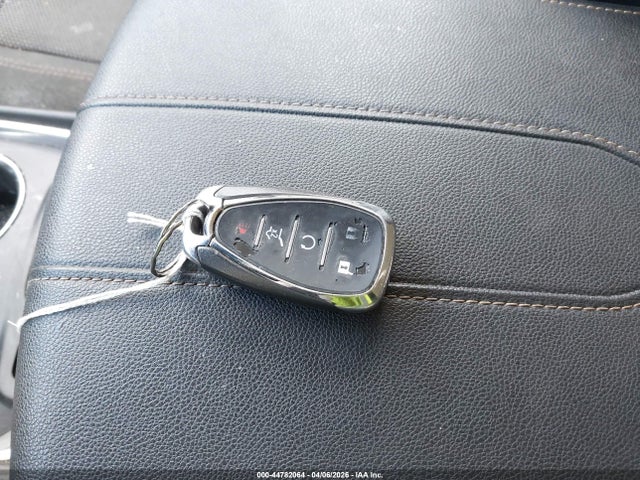 44782064 :رقم المزاد ، 1GNERGKW8KJ103788 vin ، 2019 Chevrolet Traverse 1lt مزاد بيع