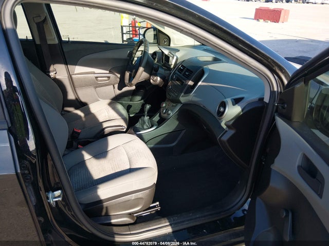 Chevrolet Sonic Ls Manual 2016 1G1JB6SH2G4120270 Image 5