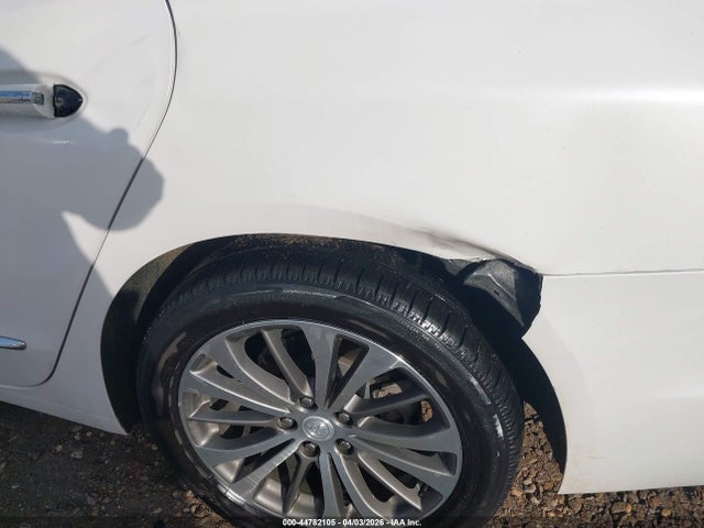 Продажа на аукционе авто 2018 Buick Lacrosse Premium, vin: 1G4ZR5SS9JU143320, номер лота: 44782105