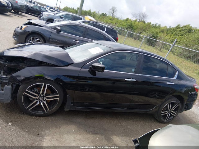 Продажа на аукционе авто 2017 Honda Accord Sport Se, vin: 1HGCR2F16HA160468, номер лота: 44782109