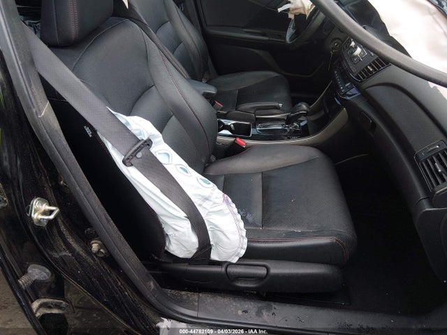 Продажа на аукционе авто 2017 Honda Accord Sport Se, vin: 1HGCR2F16HA160468, номер лота: 44782109