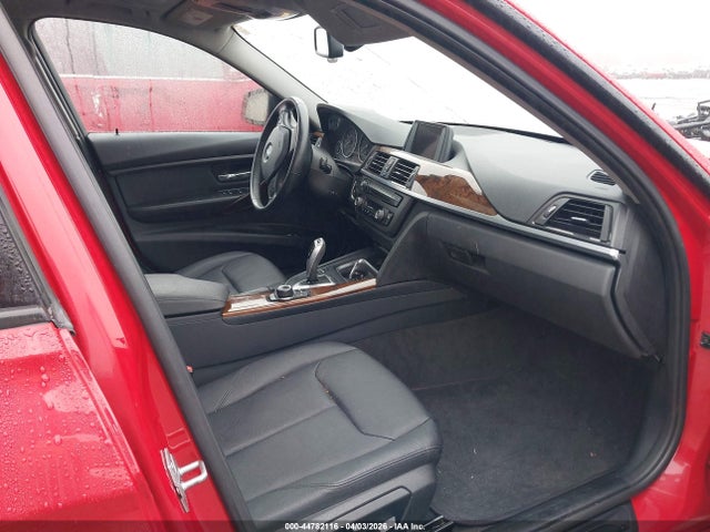 44782116 :رقم المزاد ، WBA3B3C52DF541177 vin ، 2013 Bmw 328i Xdrive مزاد بيع
