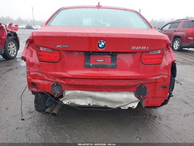 44782116 :رقم المزاد ، WBA3B3C52DF541177 vin ، 2013 Bmw 328i Xdrive مزاد بيع