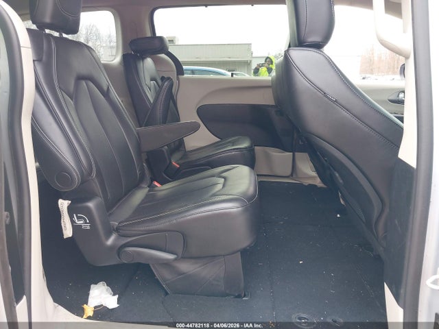 2023 Chrysler Pacifica Touring L მანქანა იყიდება აუქციონზე, vin: 2C4RC1BG8PR592052, აუქციონის ნომერი: 44782118